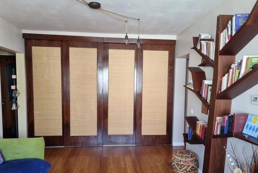 Apartament cu 3 camere semidecomandat în Vatra Luminoasă