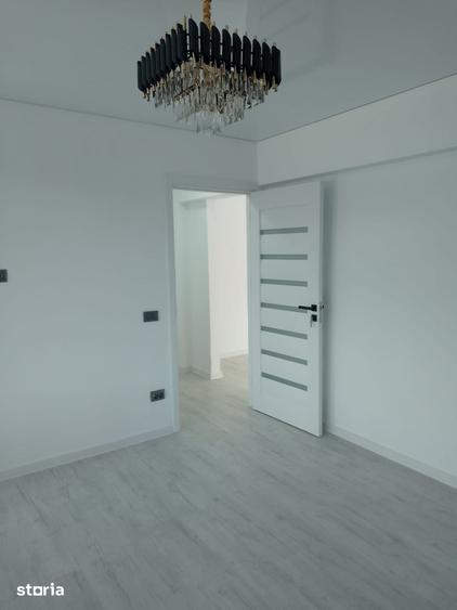 Apartament cu 2 camere semidecomandat în Independenței