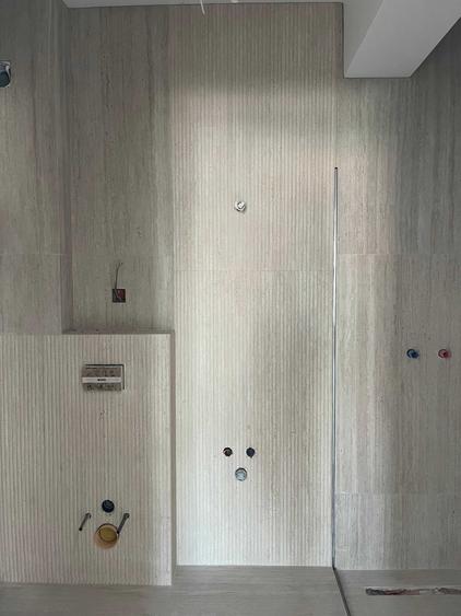 Apartament cu 3 camere decomandat în Splaiul Unirii