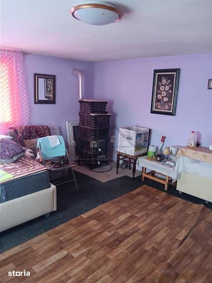 Casă cu 2 camere cu Teren 1347 Mp în Miroslava