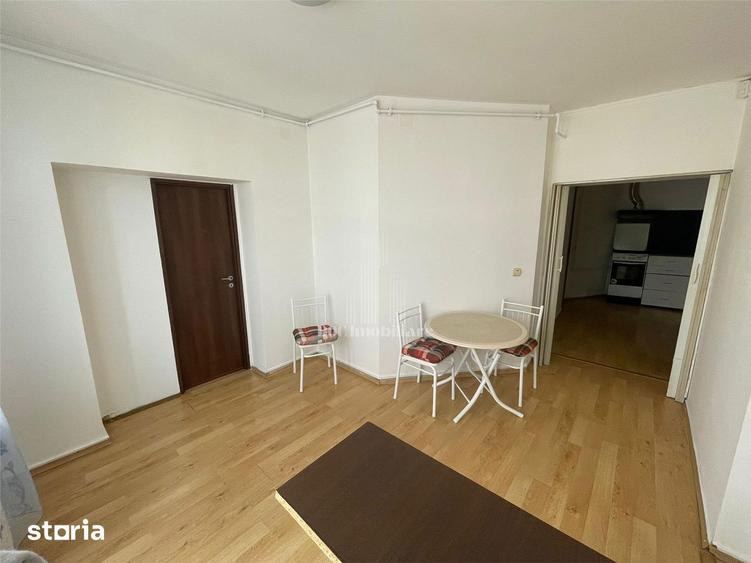 Apartament cu 3 camere în Centrul Istoric
