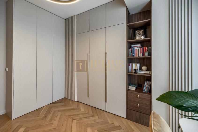 Apartament cu 3 camere decomandat, mobilat în Aradului