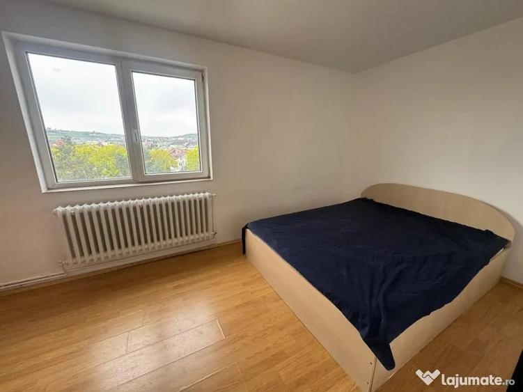 Apartament cu 2 camere semidecomandat în Ultracentral