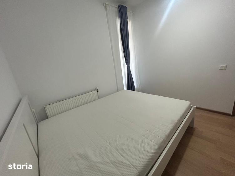 Apartament cu 3 camere decomandat, mobilat în Titan