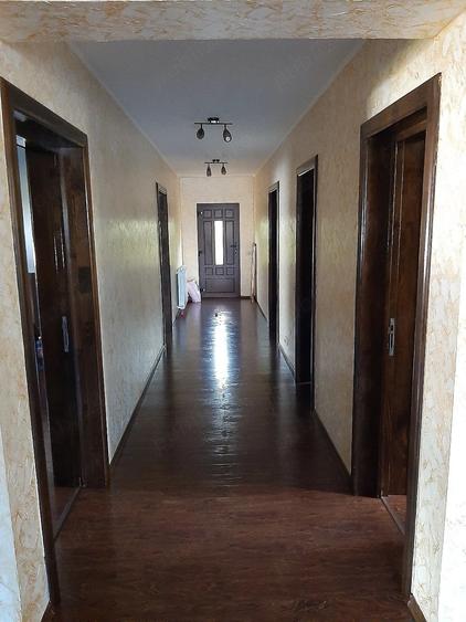 Casă cu Teren 230 Mp în Central