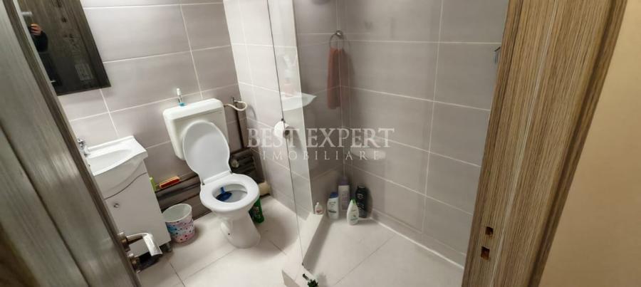 Apartament cu 4 camere decomandat, mobilat în Theodor Pallady