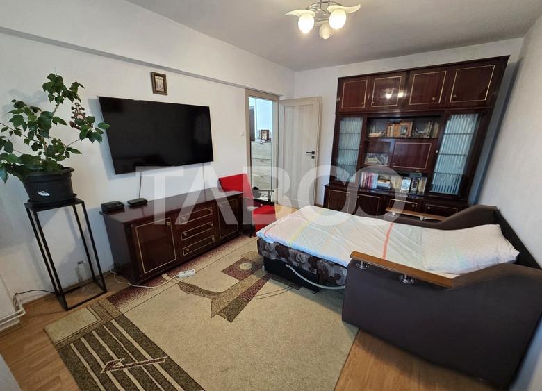 Apartament cu 2 camere decomandat, mobilat în Mihai Viteazul