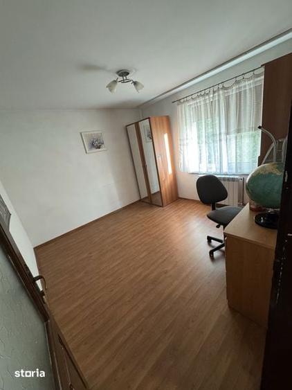 Inchiriez apartament 3 camere - 5