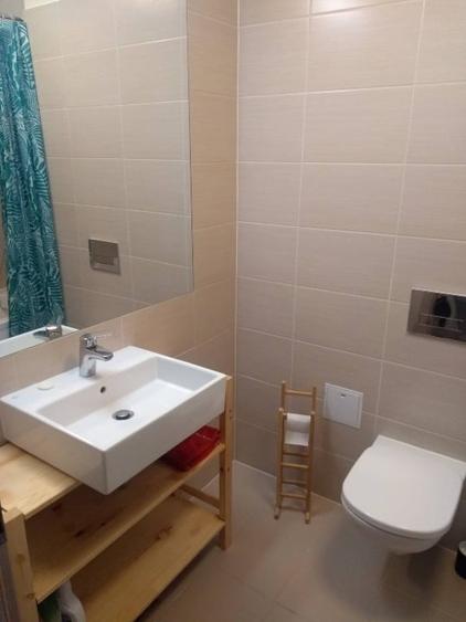 Apartament cu 2 camere, mobilat în Aviației