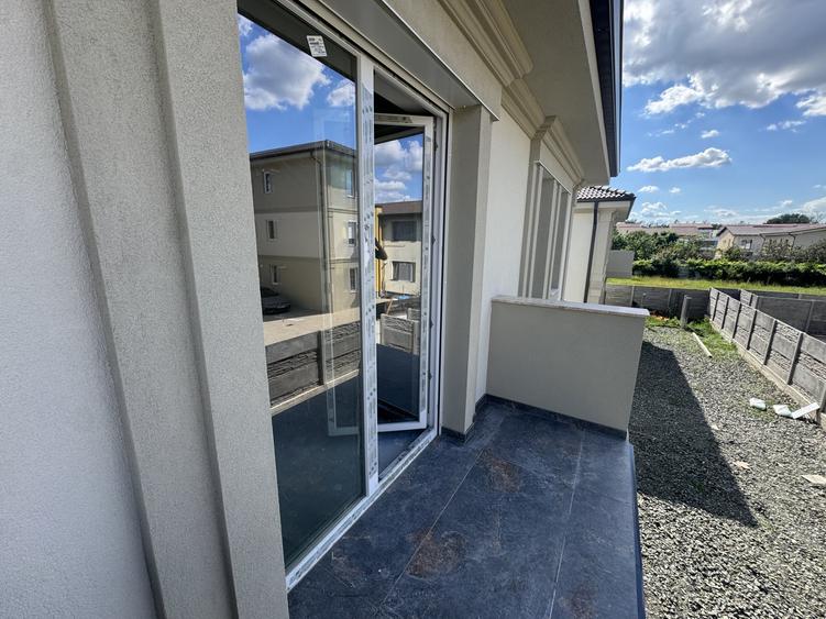 Apartament cu 2 camere decomandat în Giroc