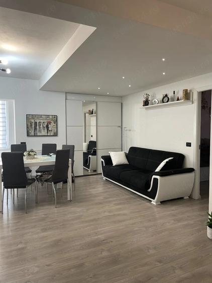 Apartament cu 3 camere decomandat în Apahida