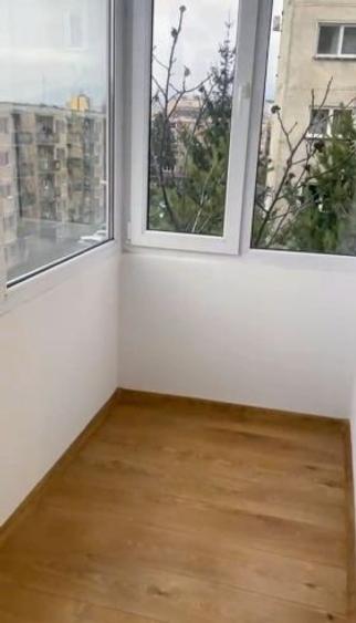 Pârâului - 3 camere - NEMOBILAT - 2 balcoane - 2 grupuri sanitare - 7