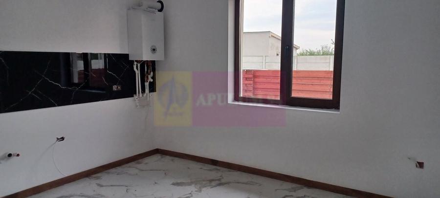 Săbăreni, casă nouă parter, 3 camere + dependințe - 4