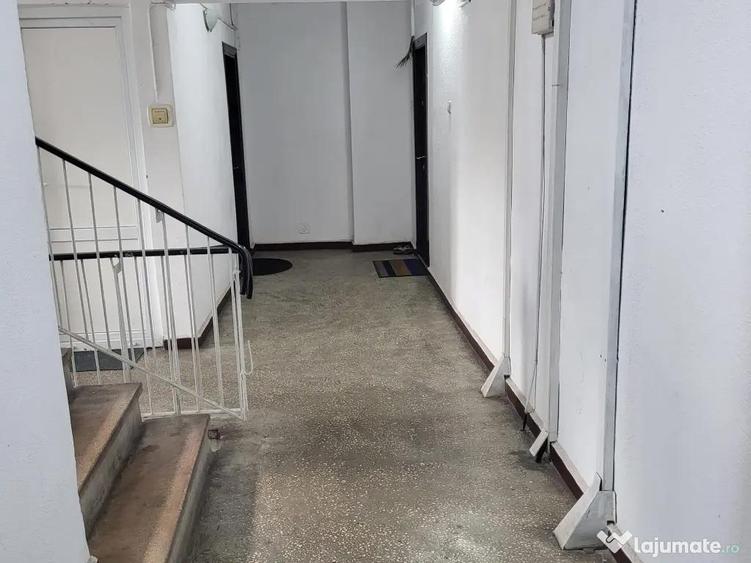 Vanzare apartament 3 camere Rahova, Str. Barca, Sector 5 - 5