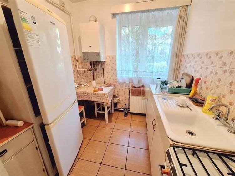 Apartament 2 camere decomandat , zona Central - 5