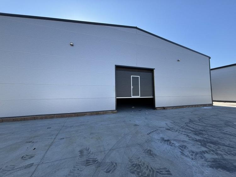 Hala 600 mp de vanzare - 1