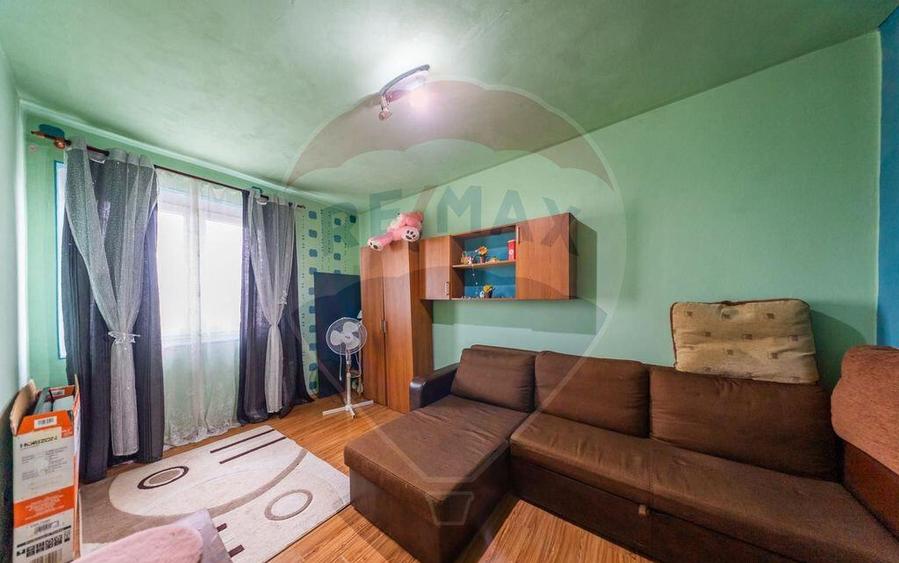 Apartament de vanzare 3 camere Chisineu Cris - 6