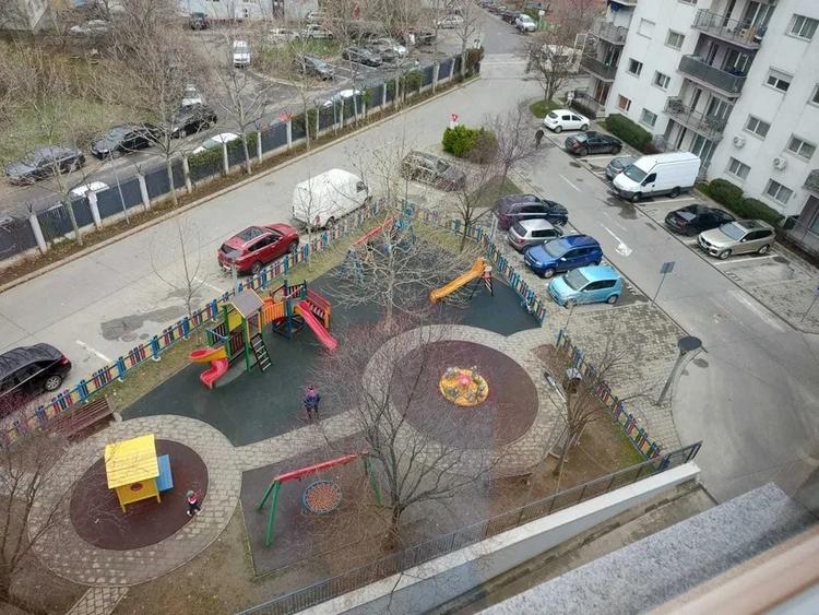 Inchiriez apartament 2 camere, decomandat, etaj 5/8, 65 mp, in bloc nou - 8