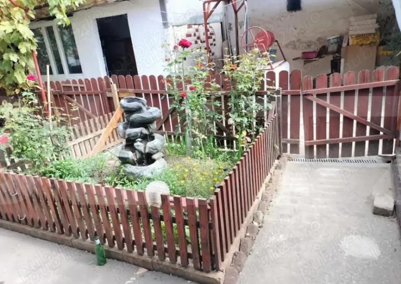 Vanzare Casa / Vila - 2