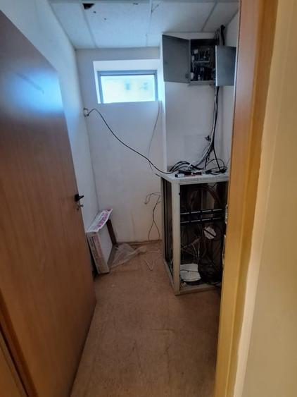 FAR - bd. 1 Mai, spatiu comercial 98 mp. - 12