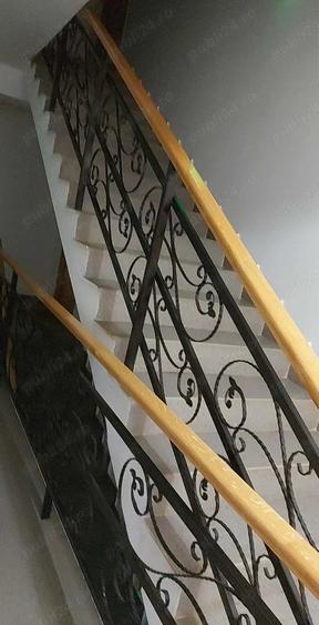 Vind garsoniera partial mobilata - 2