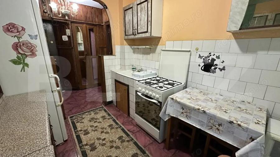 Apartament cu 2 camere, zona Rogerius - 5
