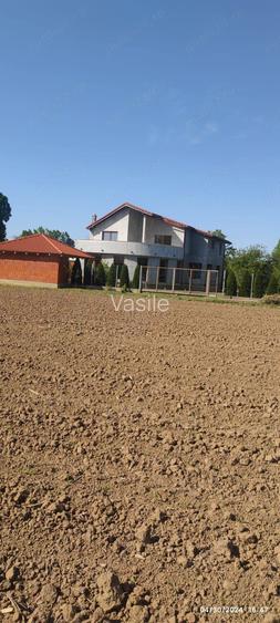 Casa de vanzare Casa de vanzare