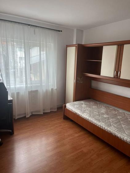 Inchiriez apartament 2 camere - 6