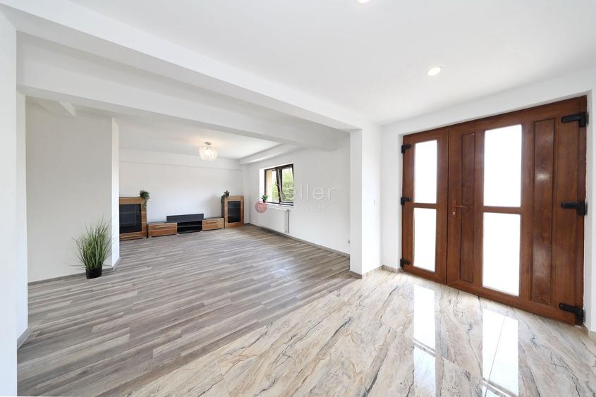 Casa renovata 2024 cu 2 apartamente - 4