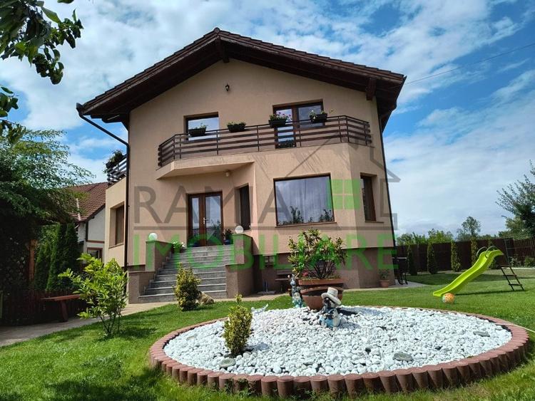 Casa Deosebita de Vanzare in Stupini, Brasov - 1