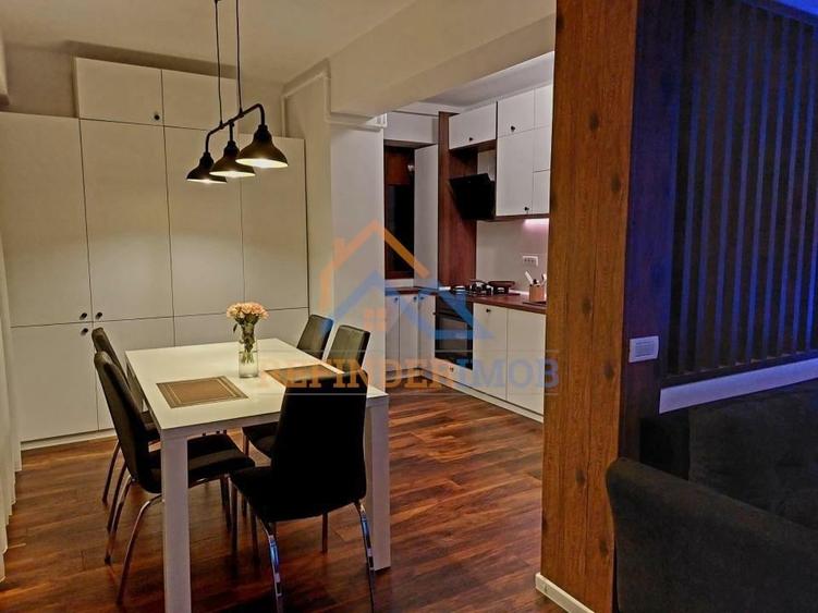 Penthouse de vanzare 3 camere - 2