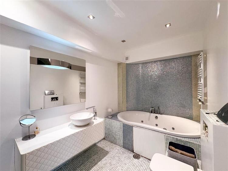 Apartament 5 camere de inchiriat Strada Polona - 16