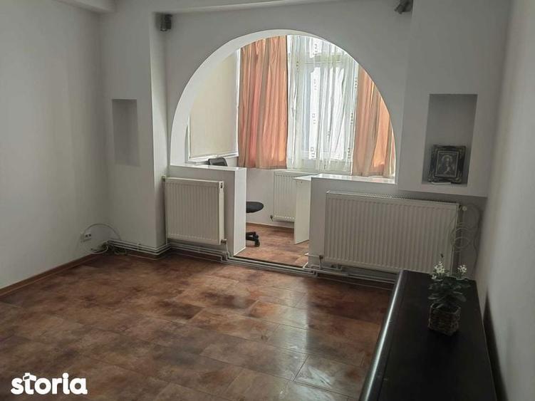 dau spre inchiriere apartament 2 camere pacurari - 1