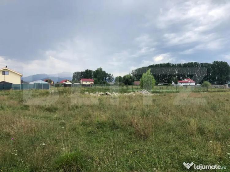 Teren Intravilan de 1000 mp in Sanpetru, Bra?ov Zona - 1