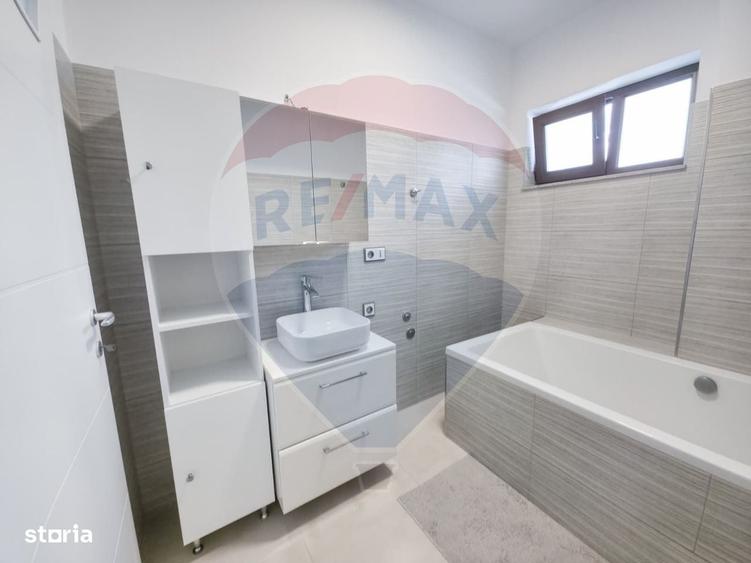 Apartament cu 3 camere în Bună Ziua