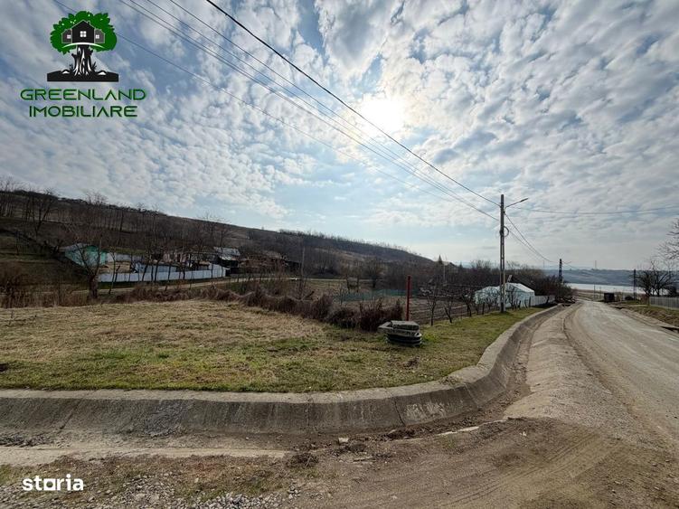 Teren 1800 mp, acces asfaltat, Ciurbesti - 2