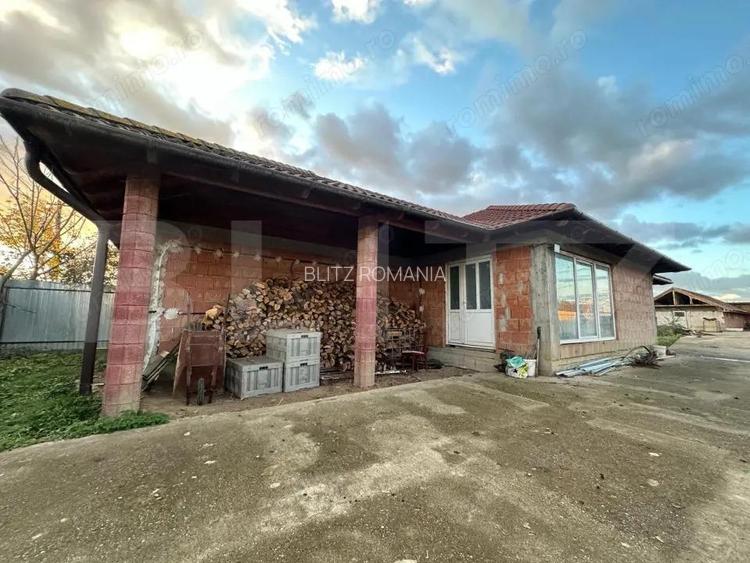 Casa de vanzare cu teren 15 ari - Zona Vetis