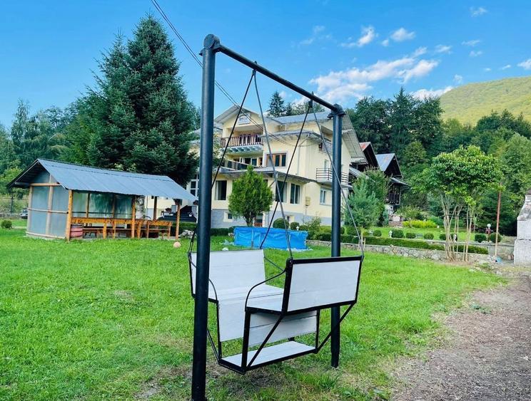 Oportunitate afacere cladire in Valea Doftanei, zona turistica - 1