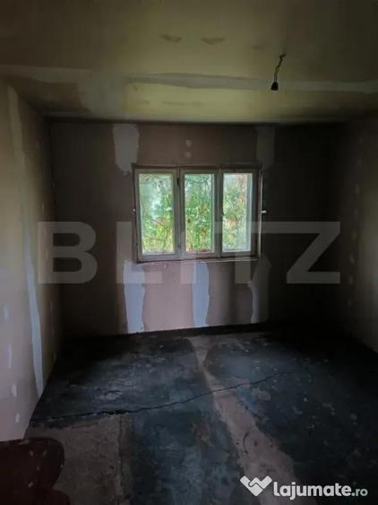 Casa renovabila, cu un teren 2000 m, intr-o zona linistita - 6