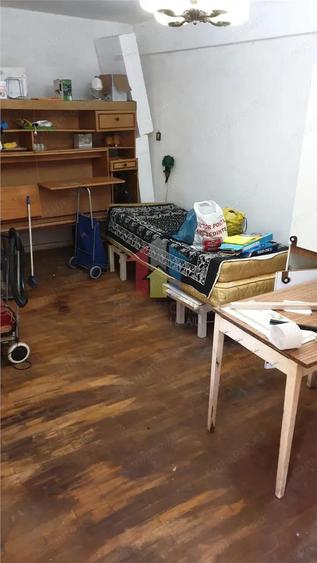 zona Liceu Balcescu Casa caramida+boltari cu teren=158 mp, Deschidere 8,8m - 9