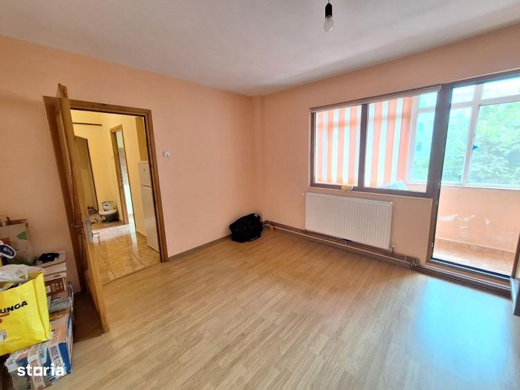 Apartament 3 camere etaj 2,zona Orizont - 8