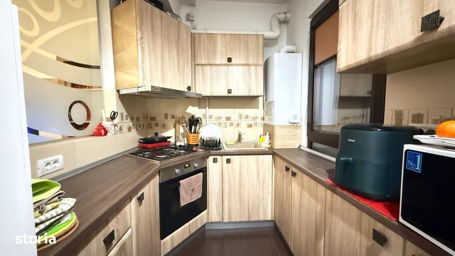 Apartament cu 3 camere, mobilat în Calea Călărașilor
