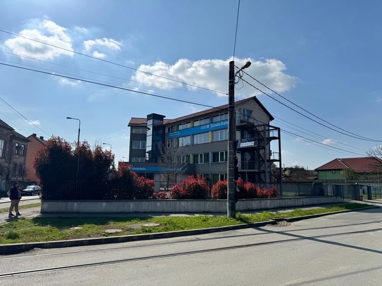 Cladire comerciala de vanzare, 834mp utili, pretabila investitie - 3