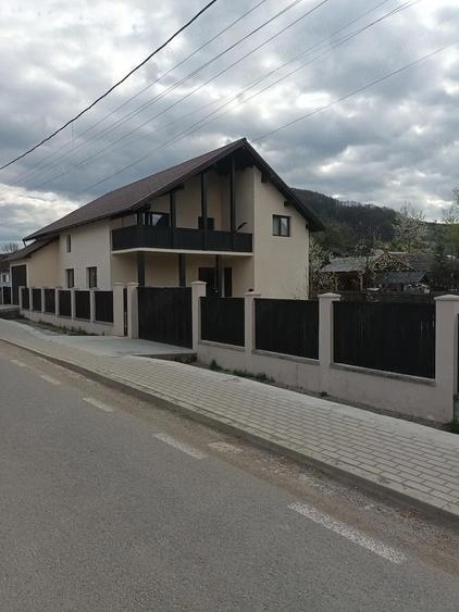 Vand casa in Viseu de Jos - 5