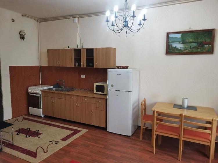 Inchiriez ap 2 cam zona Intim la casa str Mara?e?ti, 250 - 2