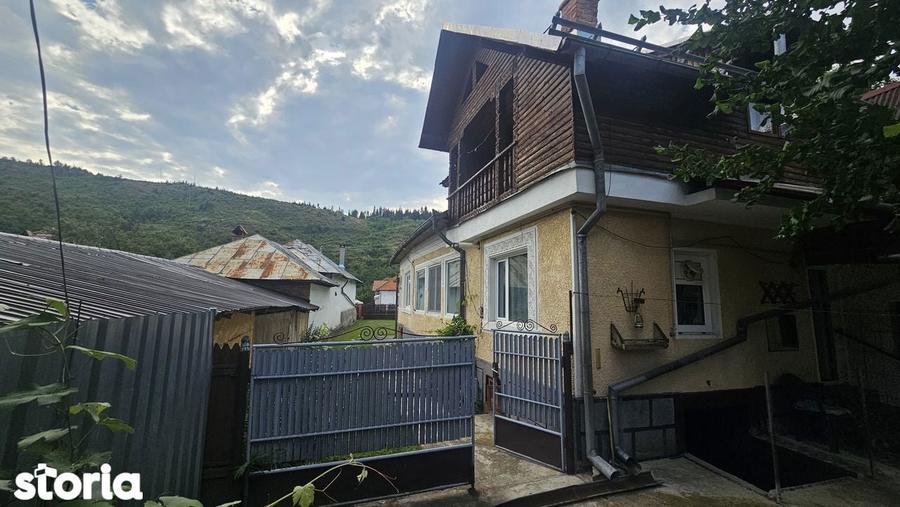 Casa spa?ioasa cu teren generos Lere?ti, Arge? - 4