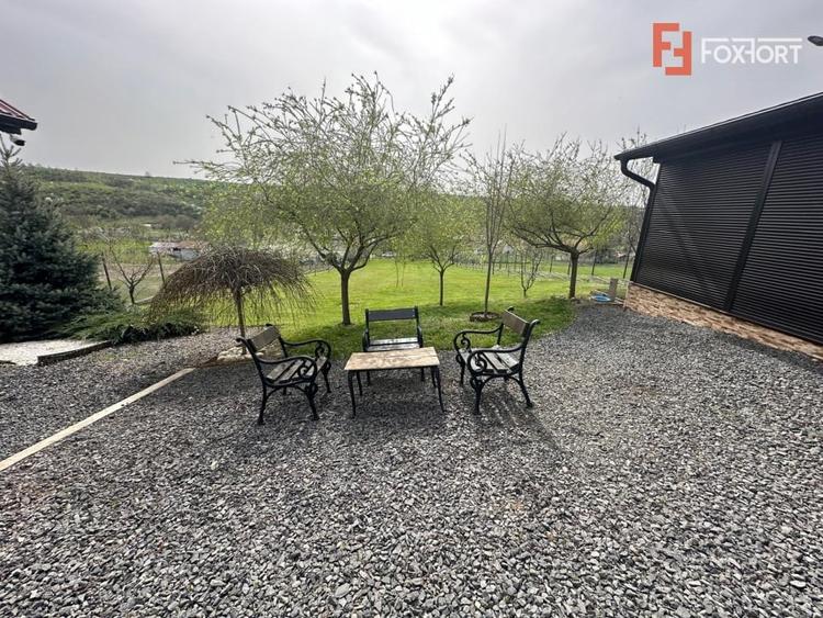 Casa de vacanta cu teren de 2344 mp - zona Nadas - 10