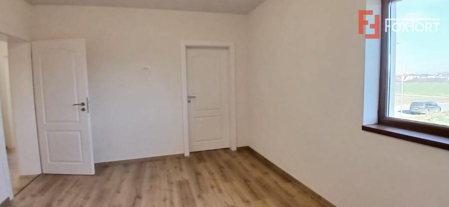 Duplex cu 5 camere si teren de 300 mp in Dumbravita la cheie - 12