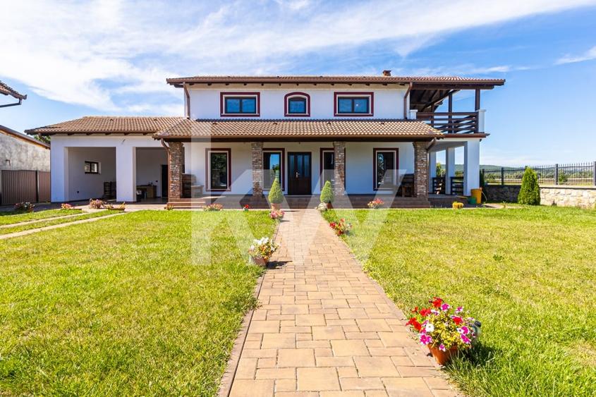 Casa deosebita in Fagaras, aproape de munti - 3