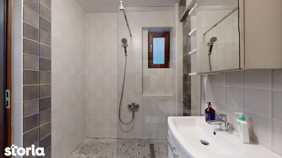 Apartament 4 camere + curte proprie Locatie excelenta Brancoveanu - 1